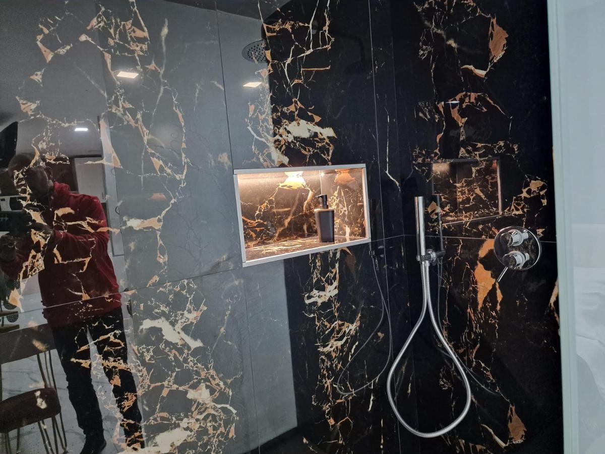 나폴리 Megaride House 아파트 외부 사진